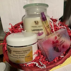 Meet your Posher, Carmelita